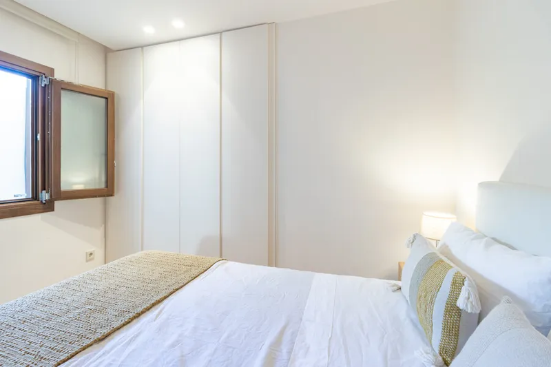Refurbished Two Bedroom Apartment with Balcony in Santa Catalina - Temporary Contract, Available from 1 September — photo 9