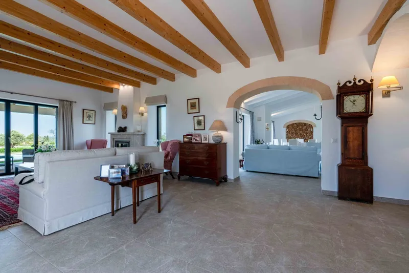 Self-sufficient finca with panoramic views and sustainable features near Ses Salines — photo 8