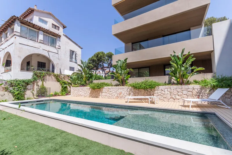 Spectacular penthouse with private terrace and pool in Son Armadams — photo 1