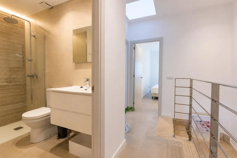 Semi-detached house — photo 11