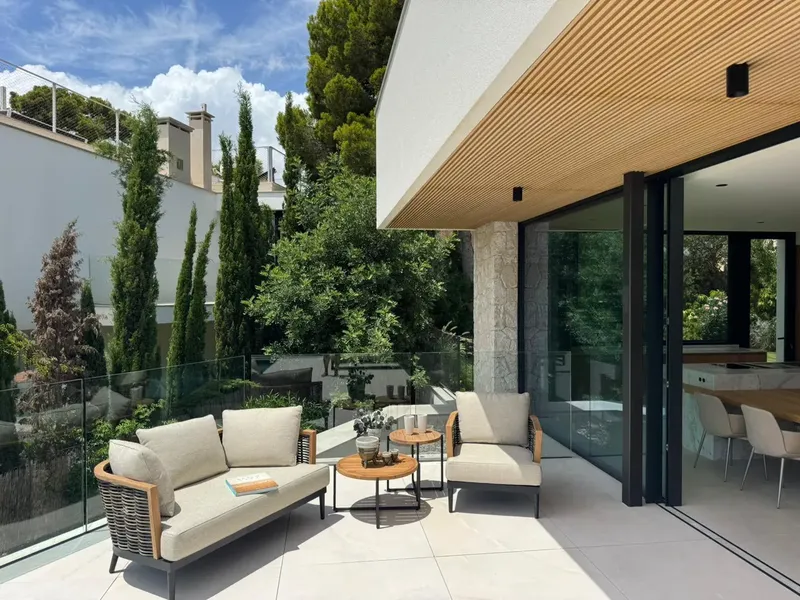 Exceptional New-Build Villa Moments from the Sea in Old Bendinat — photo 2