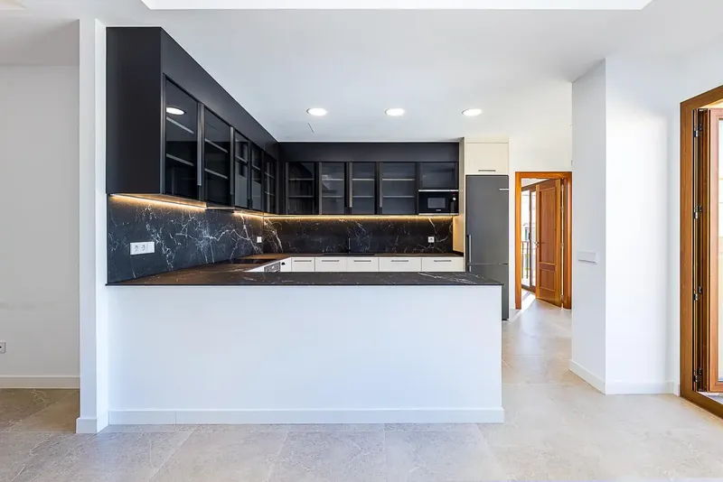En una de las zonas más consolidadas y demandadas de Inca, se ubica esta exclusiva vivienda totalmente reformada, diseñada para quienes busc — photo 6