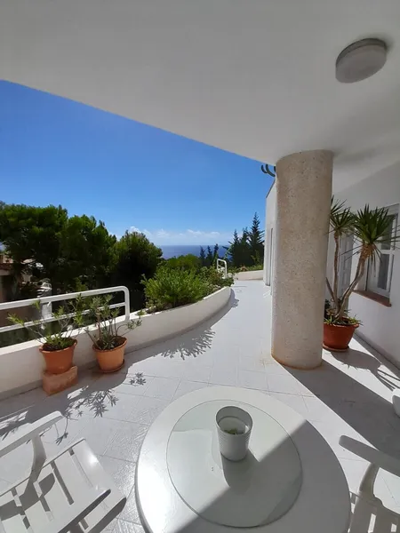Exclusive apartment with sea view — photo 4