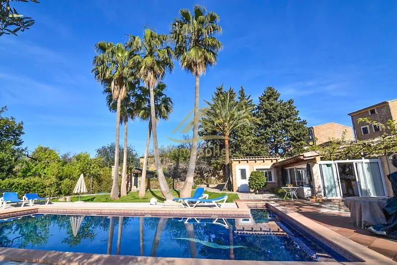 House with pool in Sóller — photo 1