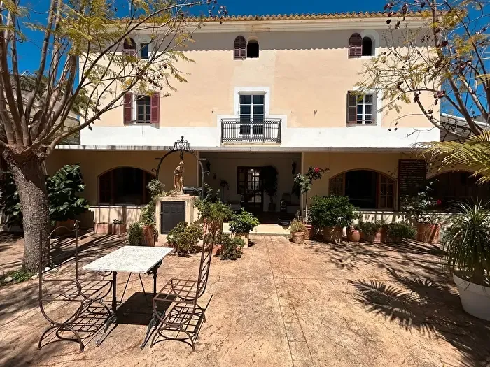 Casa en venta de 7 habitaciones en Nord, Son Sardina — photo 1