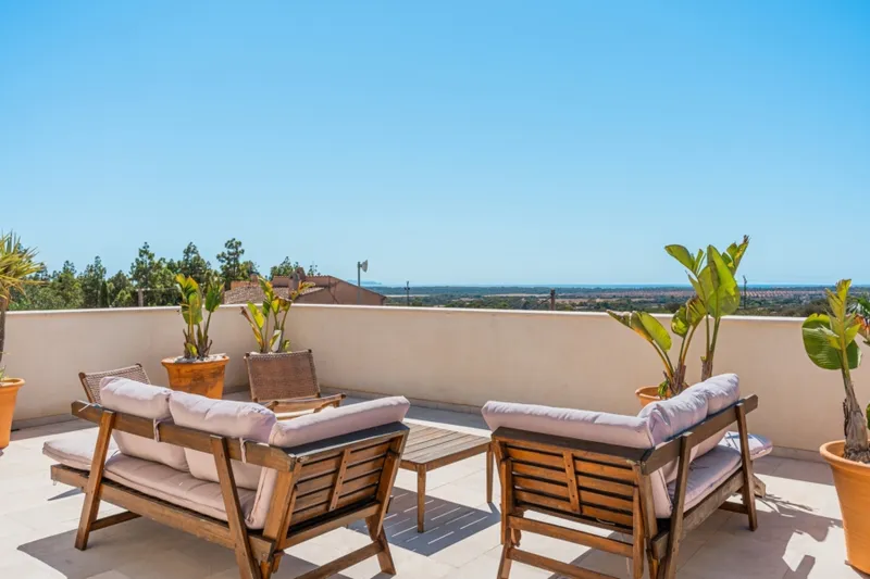 Elegant Townhouse for Sale in Ses Salines with Pool & Sea Views — photo 10