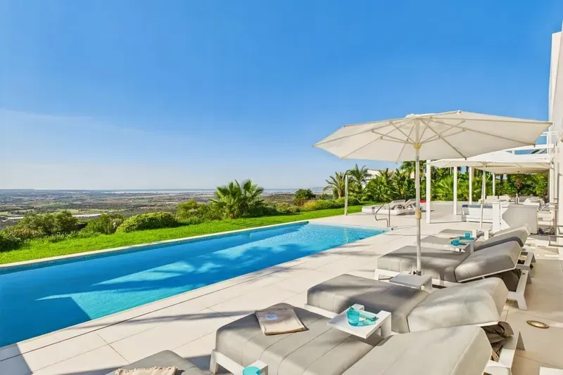 Villa Blanca — photo 1