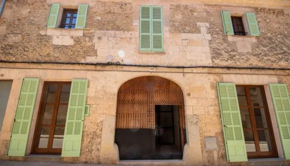 Townhouse in Petra — photo 1