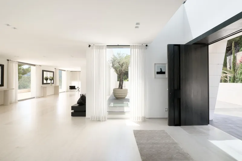 Exclusive: Designer chalet with stunning views of Palma and the sea in Son Vida - Marcel Remus Real Estate — photo 7