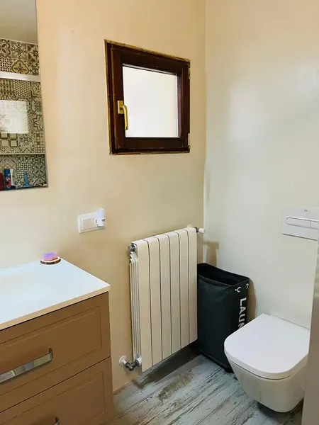 Ideal for businesses, this spacious house in Inca features a large living-dining room with open kitchen, 3 double bedrooms, two full bathrooms. — photo 6