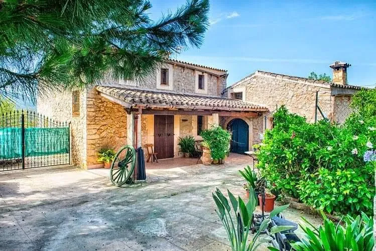 Finca with pool in Sant Llorenç des Cardassar — photo 2