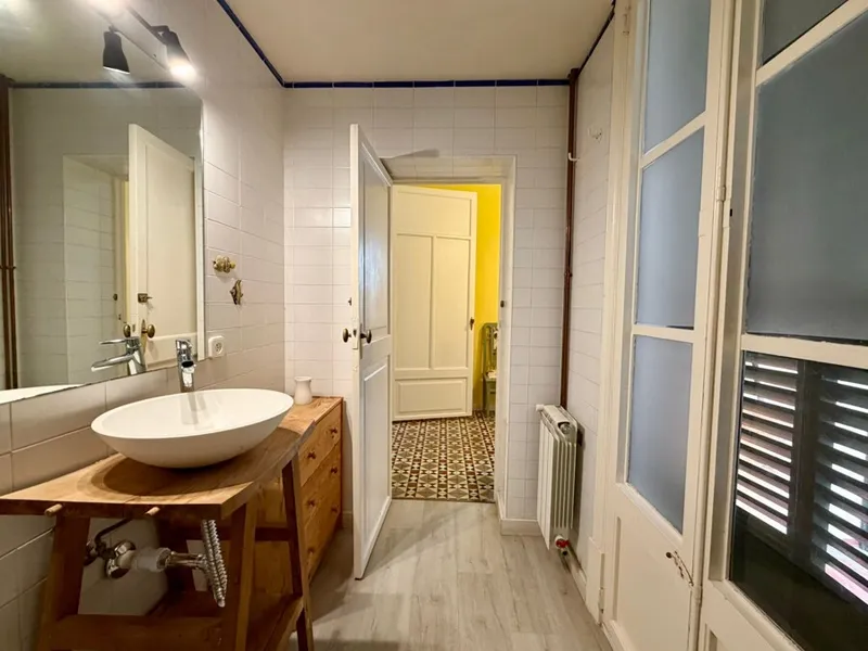 Spacious and Bright Old Town Apartment in Palma — photo 5