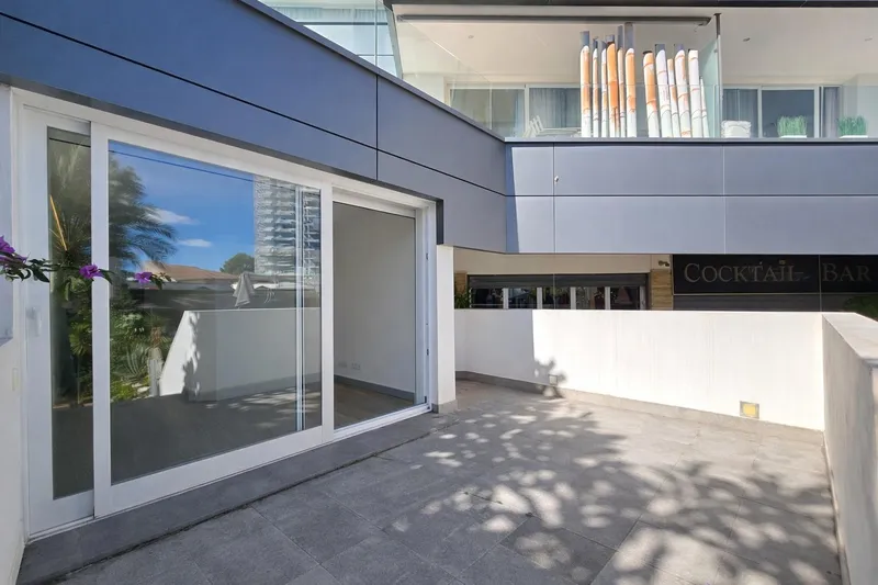 Commercial premises — photo 1