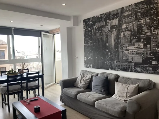 Renovated apartment on the 5th floor near the center — photo 1