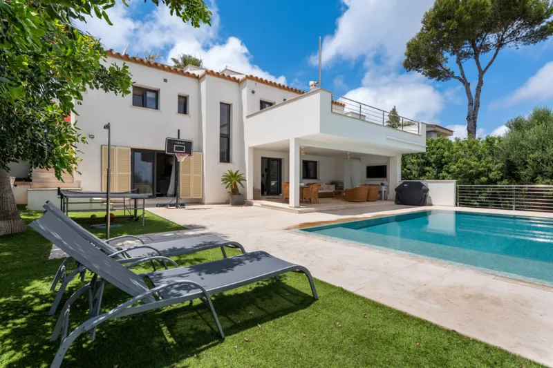 Modern family villa in quiet location near Port Adriano - Pool (15271) — photo 2