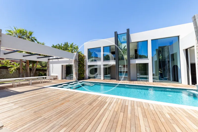 Luxury Villa for Sale in Santa Ponsa — photo 2