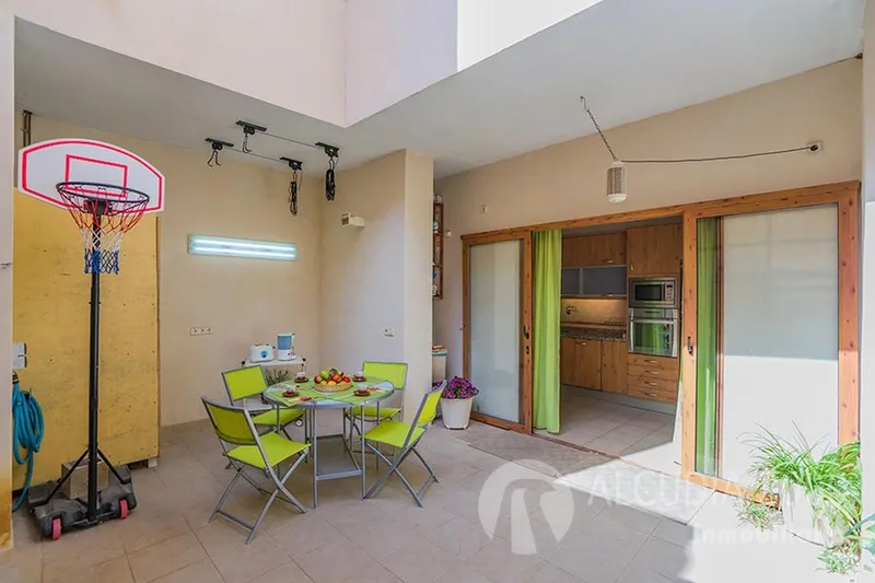Town House — photo 4