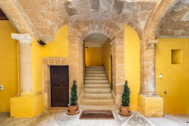 Historic 16th-century palatial home for sale in Palma Old Town, Mallorca — photo 2