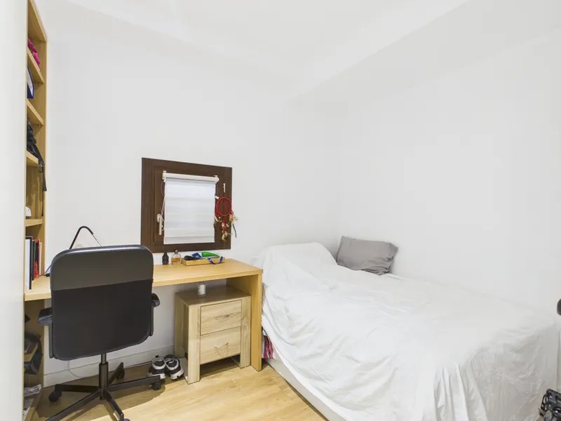Modern and Unique Three-Bedroom Apartment in a Refurbished Palace near Born and Jaime III — photo 10
