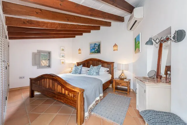 Penthouse with terrace for sale in the town Pollensa, North Mallorca — photo 9