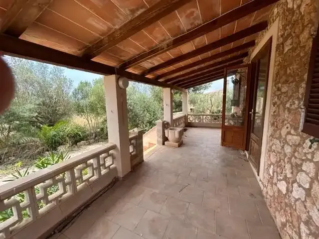 Rustic finca on the road to Colònia de Sant Jordi, km 5, belonging to the municipality of Campos — photo 7
