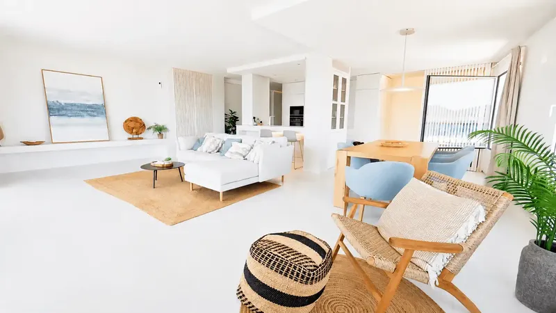 Extraordinary flat in a privileged location in Cala Bona — photo 3