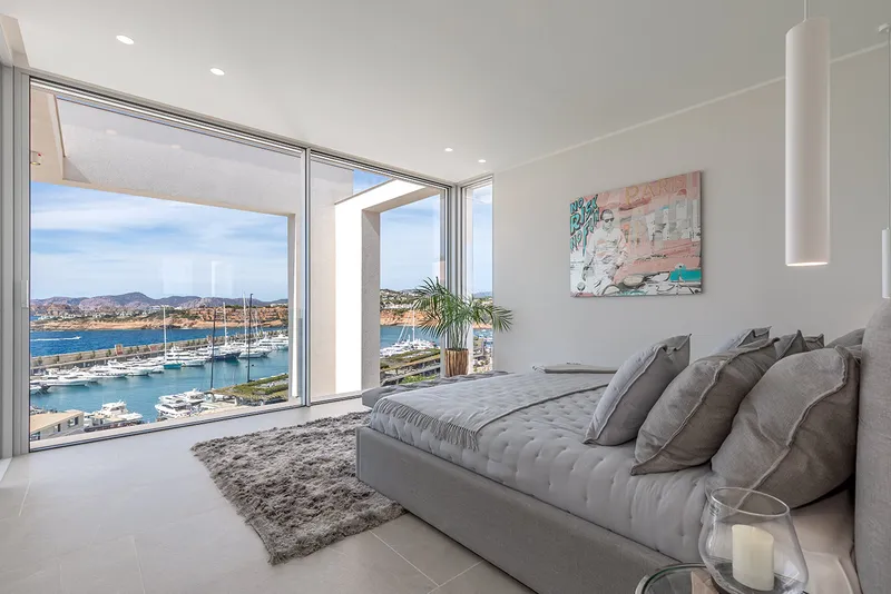 Exclusive new seafront luxury villa above Port Adriano — photo 7