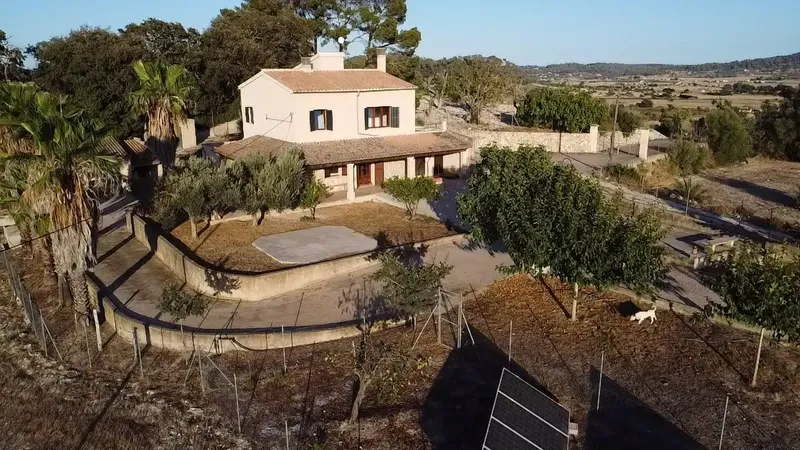 No dejes pasar la oportunidad de vivir a las afueras de Sineu en un entorno rural con maravillosas vistas al paisaje del centro de Mallorca. — photo 1
