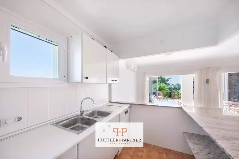 85m² apartment with 4 rooms, sea view and garden for sale — photo 8