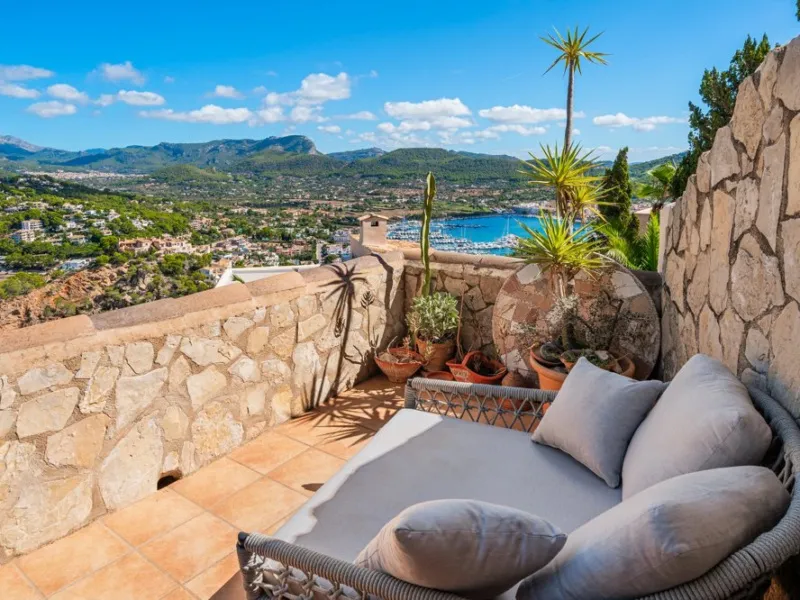 Penthouse in a Dream Location with Sea and Harbor View - Port d'Andratx - 2 Bedrooms, 103 m² — photo 12