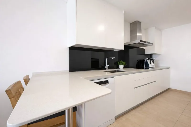156m² apartment with 3 bedrooms, 2 bathrooms, balcony and pool for sale — photo 5