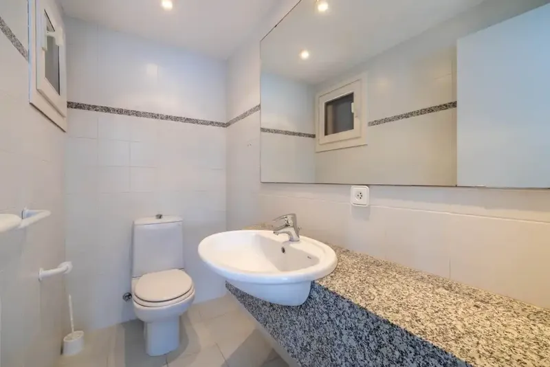 This impressive duplex in Canyamel offers stunning panoramic sea views and is just a few minutes' walk from the beach. — photo 10