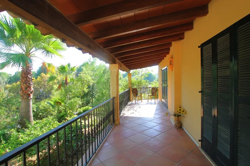 Mediterranean villa on large plot with pool and golf views in top location in Son Vida — photo 4