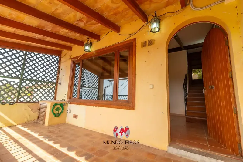 Charming townhouse to renovate with outdoor spaces and sea views in Génova, Palma de Mallorca, Balearic Islands — photo 9