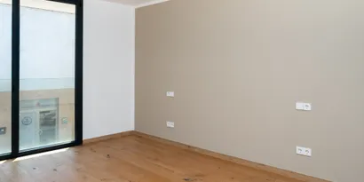 Real estate picture 0 Ref. No. 83597 — photo 12