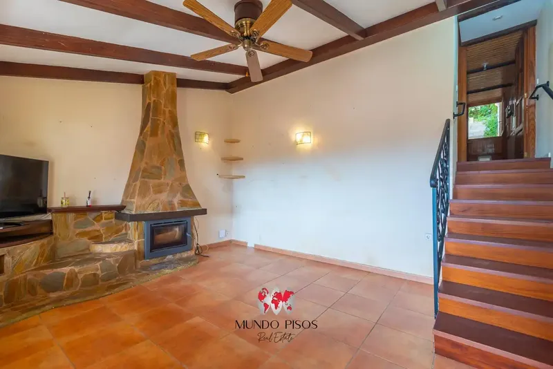 Charming townhouse to renovate with outdoor spaces and sea views in Génova, Palma de Mallorca, Balearic Islands — photo 12