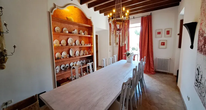 Property in Alaró with 9 bedrooms — photo 7