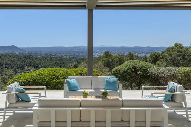 Outstanding contemporary villa with panoramic views for sale in Selva, Mallorca — photo 5