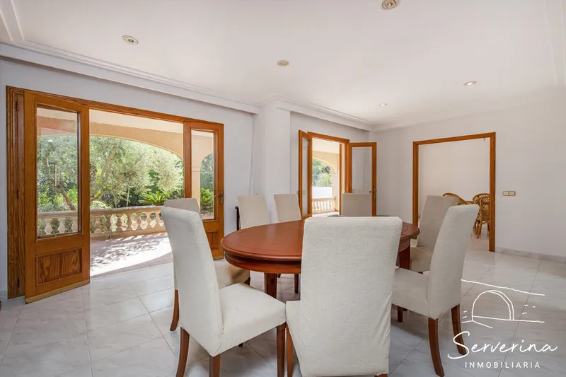 Impressive luxury villa in Cala Bona: tranquility, comfort and exclusivity — photo 3