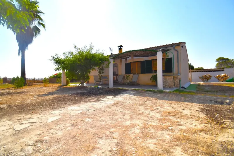 Rustic estate in Lloret de Vistalegre: tranquility, nature and a home ready to move into — photo 2