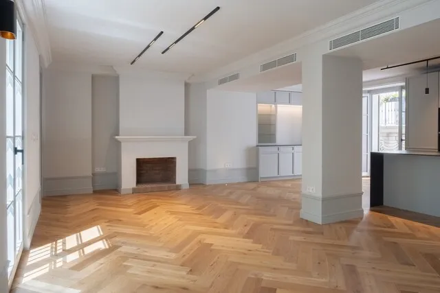 Chic renovated apartment for sale in historic Palau Peña, Palma Old Town, Mallorca — photo 7