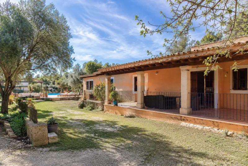 Cozy house for rent with garden, terrace and fireplace in Manacor area — photo 1