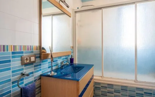 A house that tells stories and makes room for new ones – townhouse in the center of Santanyí — photo 8