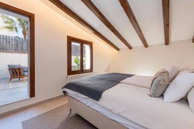 Charming village house for sale with large pool and rental license in Pollença, North Mallorca — photo 11