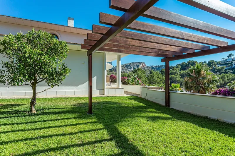 Luxury villa in Son Vida — photo 8
