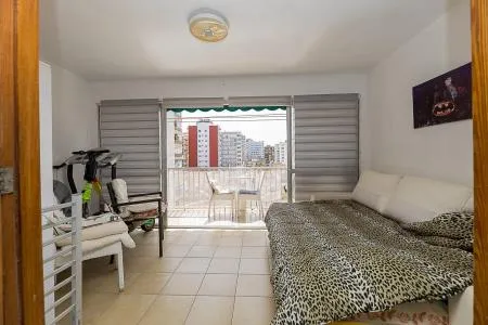 Flat in Llucmajor (S'Arenal) with 97 m² built surface, 8 m² terrace, 3 bedrooms, 1 bathroom, 130 m to the sea, lift — photo 10
