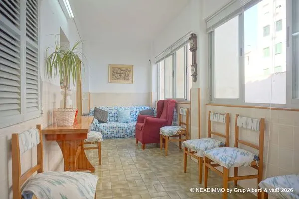 Apartment on Calle d'Antoni Pons 23, Camp d'En Serralta — photo 1