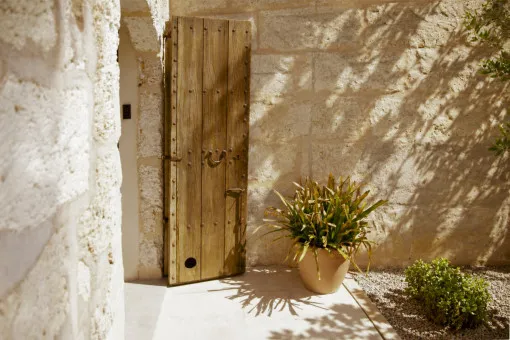 Sineu , Designer townhouse with a pool, garden, terraces, and 2 bedrooms in Sineu — photo 3