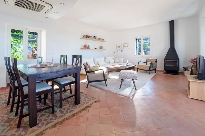Penthouse for rent in Estellenchs, Mallorca — photo 1
