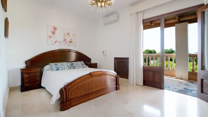 Country house with pool and rental licence near Cala Millor — photo 7